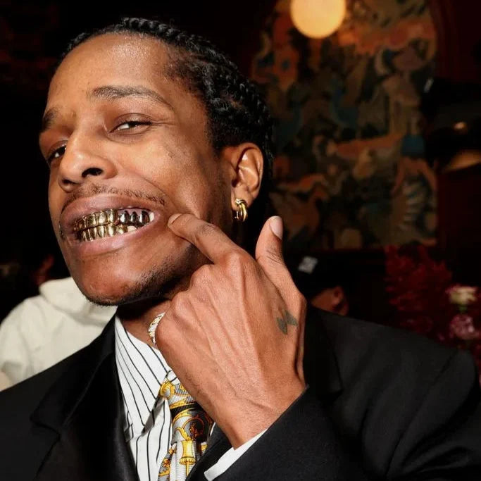 Grillz pavés dorés