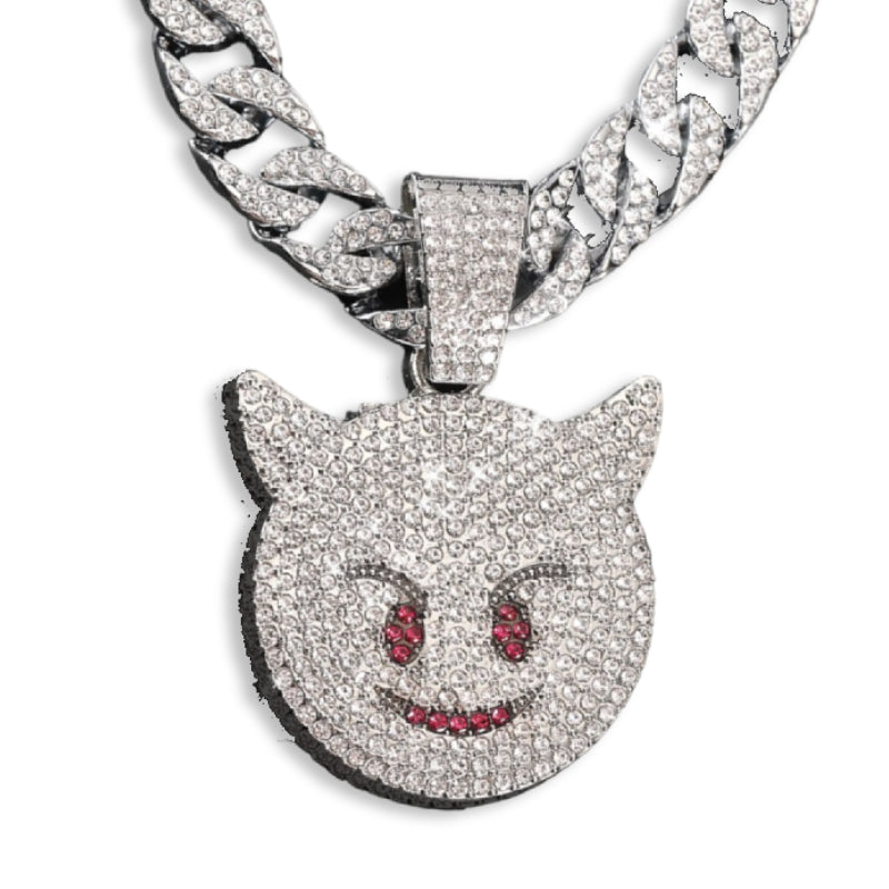 Collier rappeur bling bling — Doumira