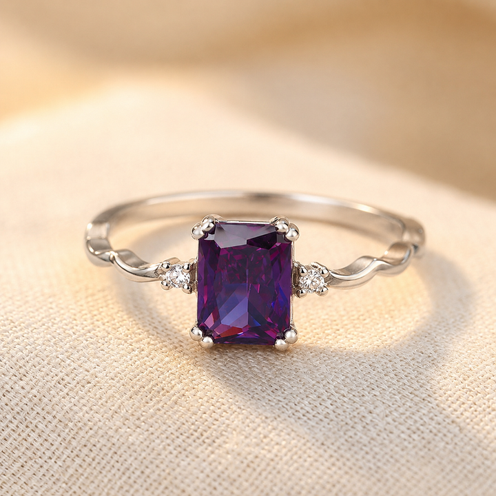 Bague en Argent Améthyste Taille Émeraude — Doumira
