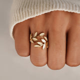 Bague Motif Feuille d'Or — Doumira